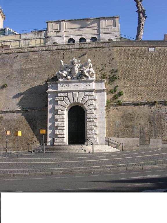 Vatican White Domus Rome Bagian luar foto
